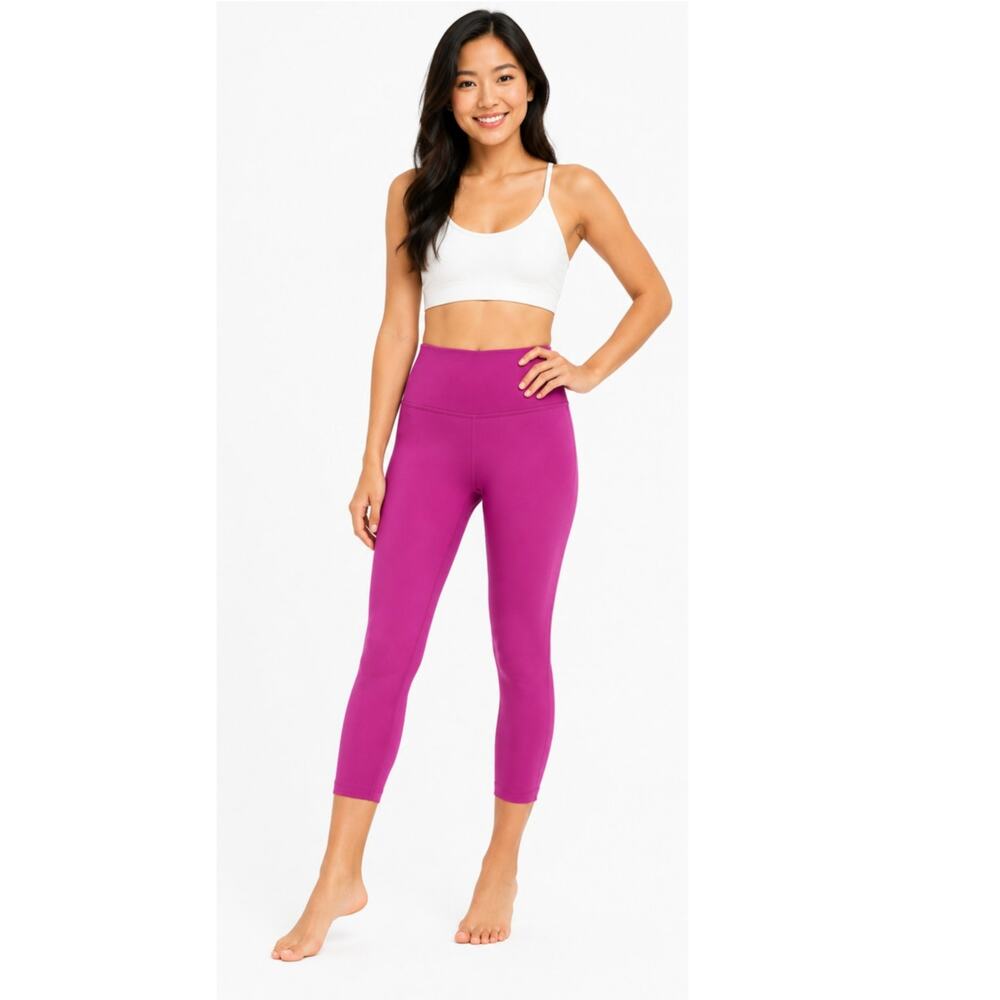 Lululemon Women’s Size 6 Purple High Rise Crop Leggings Athletic Yoga EUC